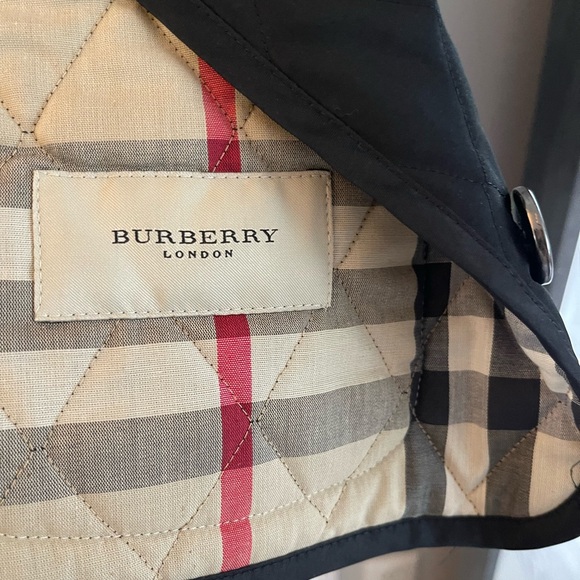 Burberry Coat - Picture 4 of 5